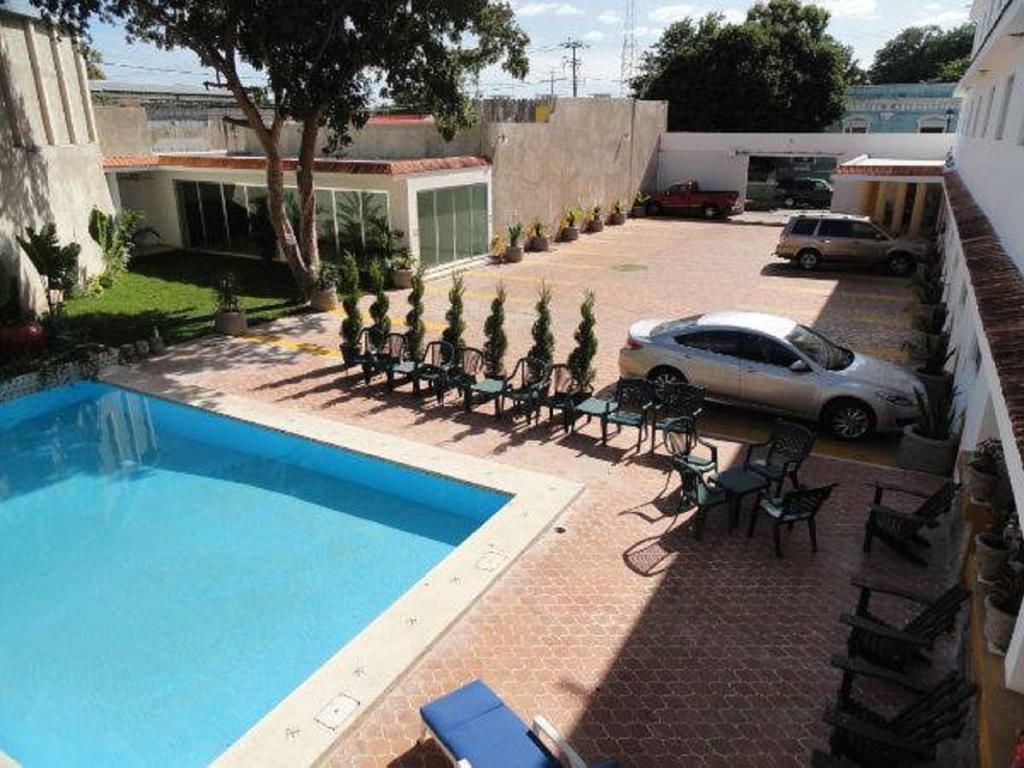 Hotel Las Dalias Inn Merida Exterior photo