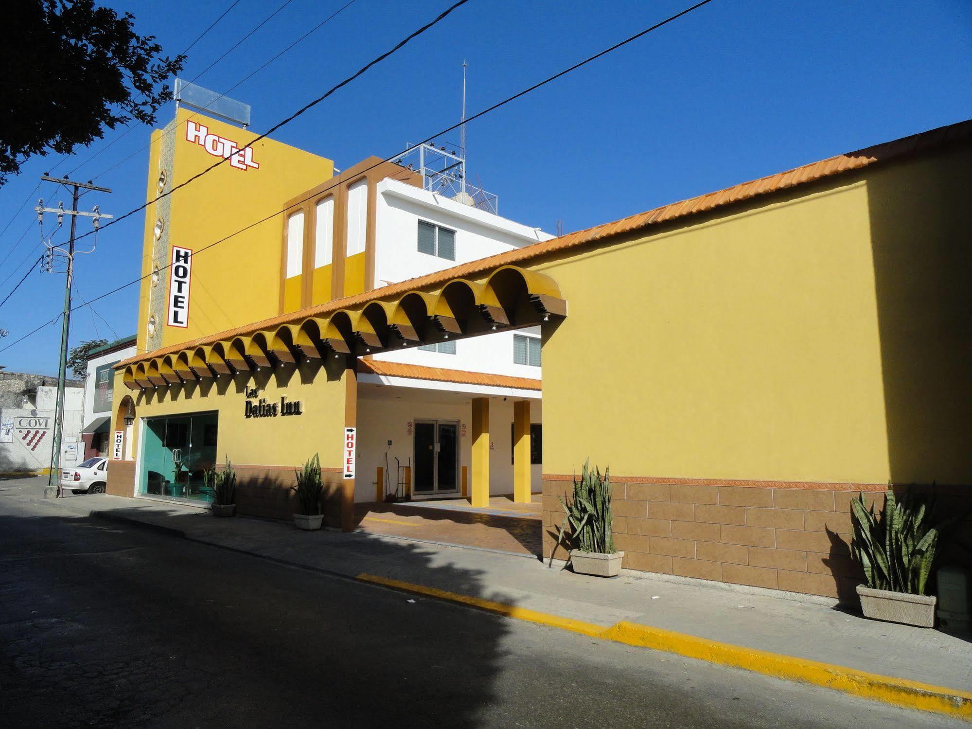 Hotel Las Dalias Inn Merida Exterior photo